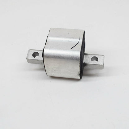 NEW MERCEDES-BENZ E W212 REAR ENGINE SUPPORT A2122401618