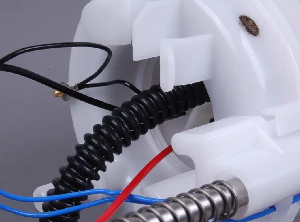 NEW BMW X5 E70 FUEL PUMP 7195463 16117195463 ORIGINAL