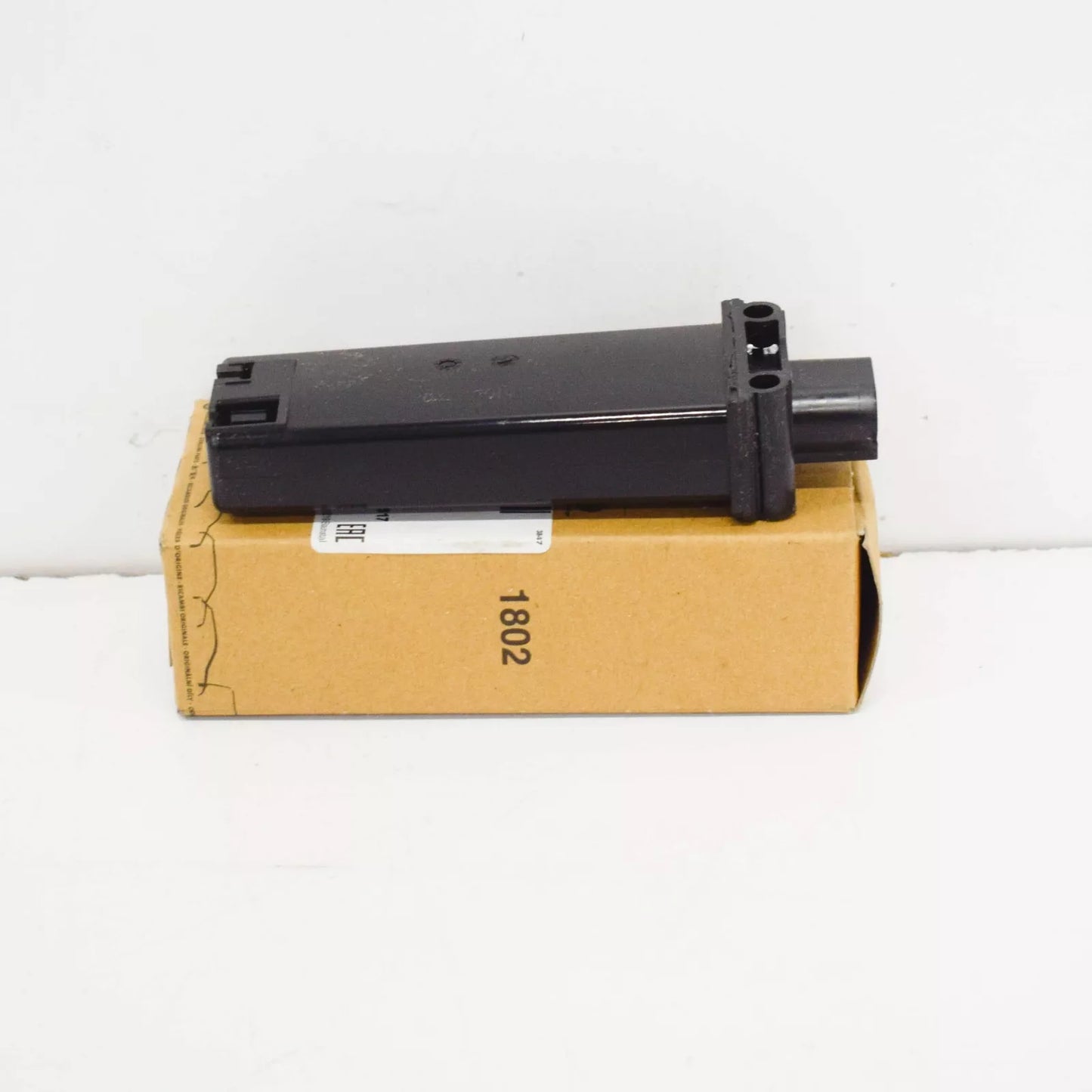 NEW AUDI A4 B6 TYRE PRESSURE ANTENNA SENSOR 8E0907277 ORIGINAL