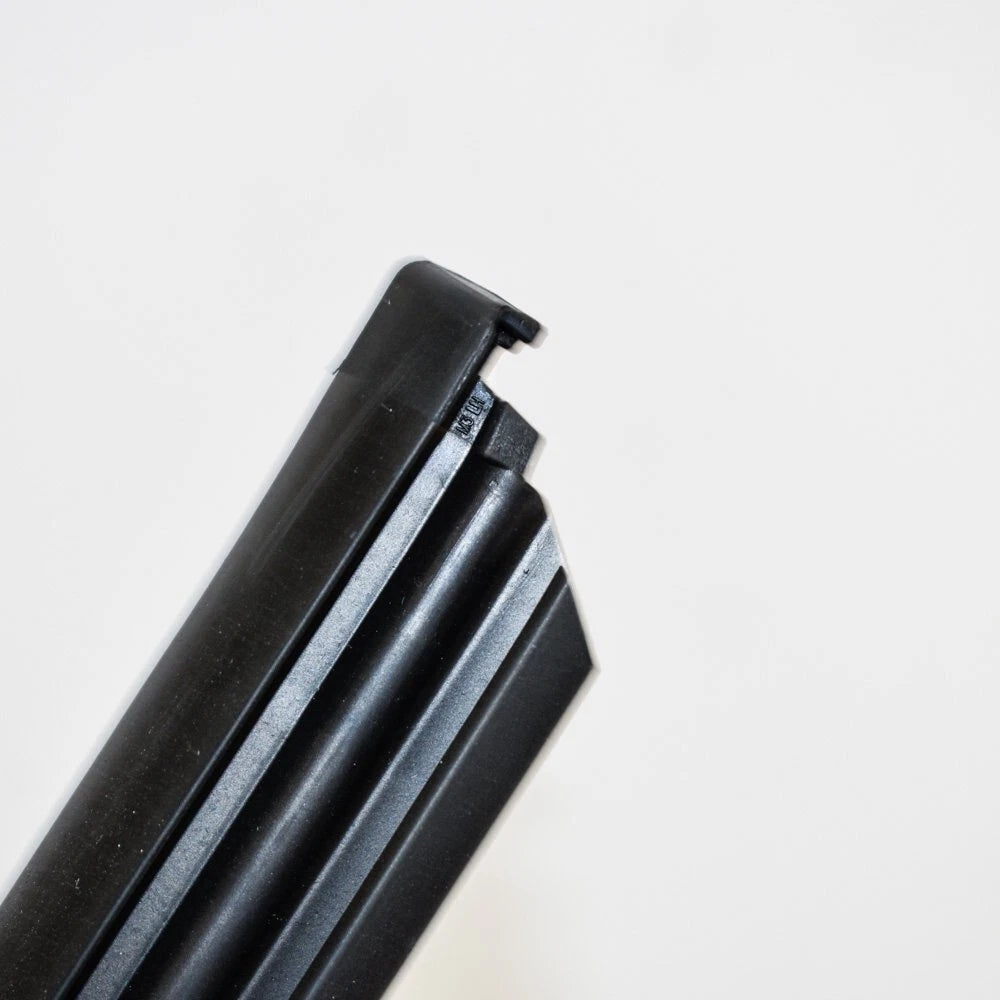 NEW BMW I3 REAR LEFT DOOR OUTER WEATHERSTRIP 51357277047 ORIGINAL