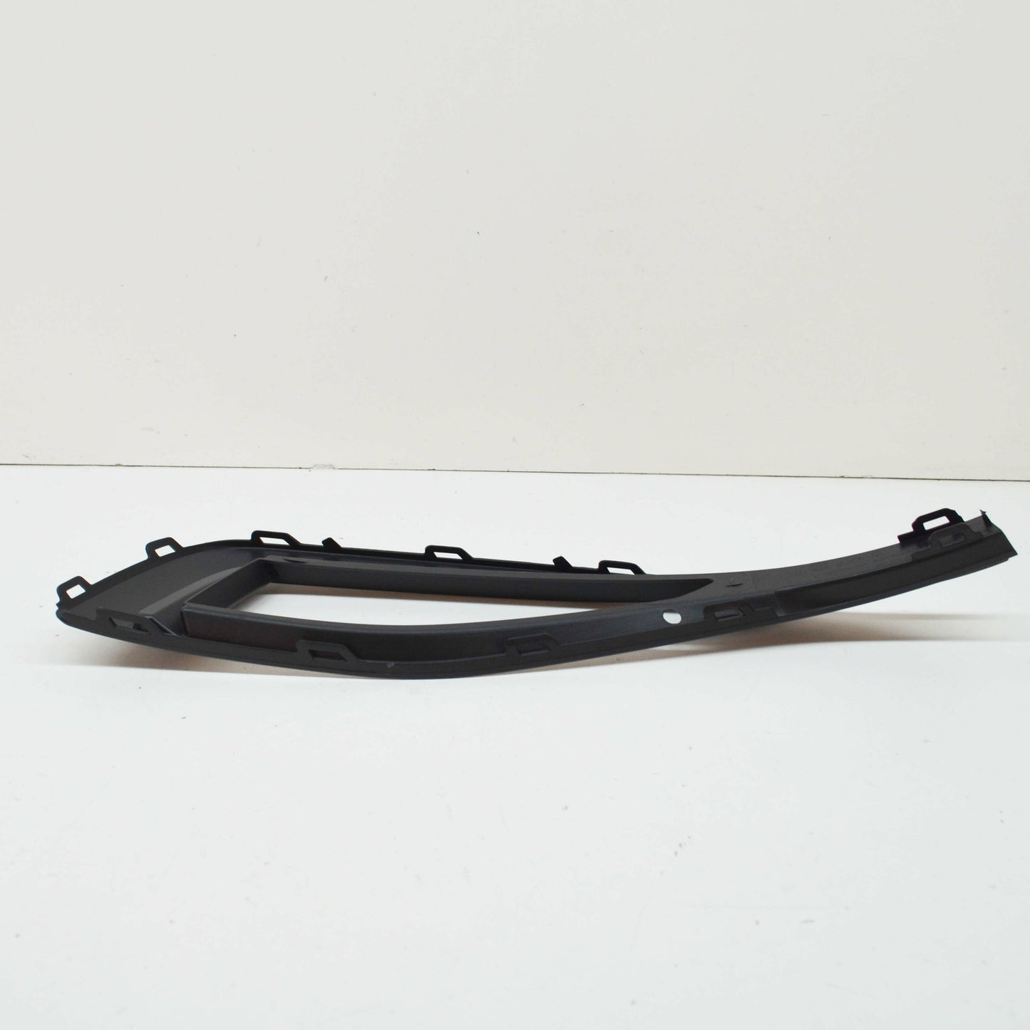 NEW VOLKSWAGEN PASSAT B8 FRONT BUMPER LEFT AIR VENT GRILLE 3G0853665K9B9