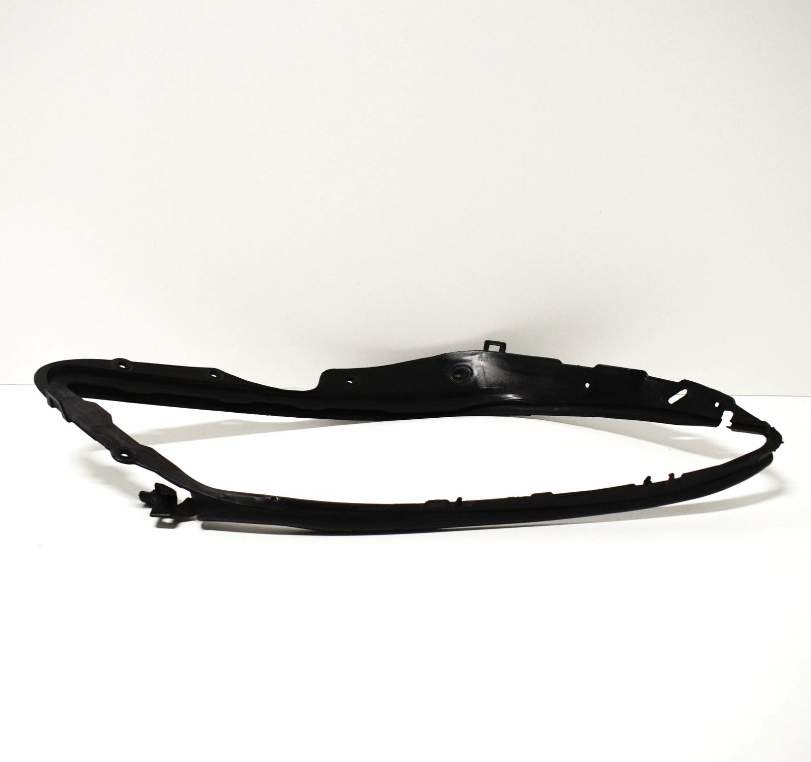 NEW MERCEDES-BENZ C-CLASS W204 LEFT HEADLIGHT GASKET SEAL A2048260991 ORIGINAL