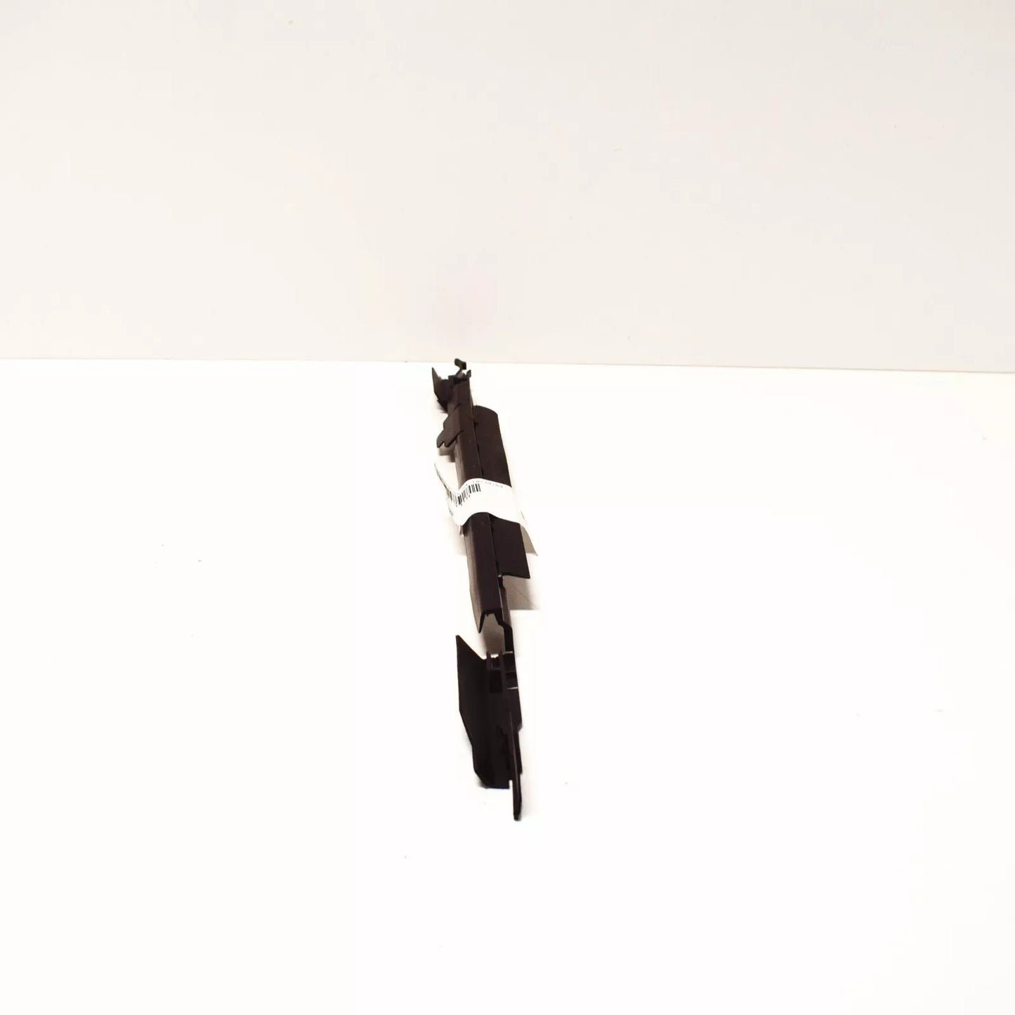 NEW VOLKSWAGEN GOLF MK7 LEFT RADIATOR SEALING STRIP 5G0121331H ORIGINAL