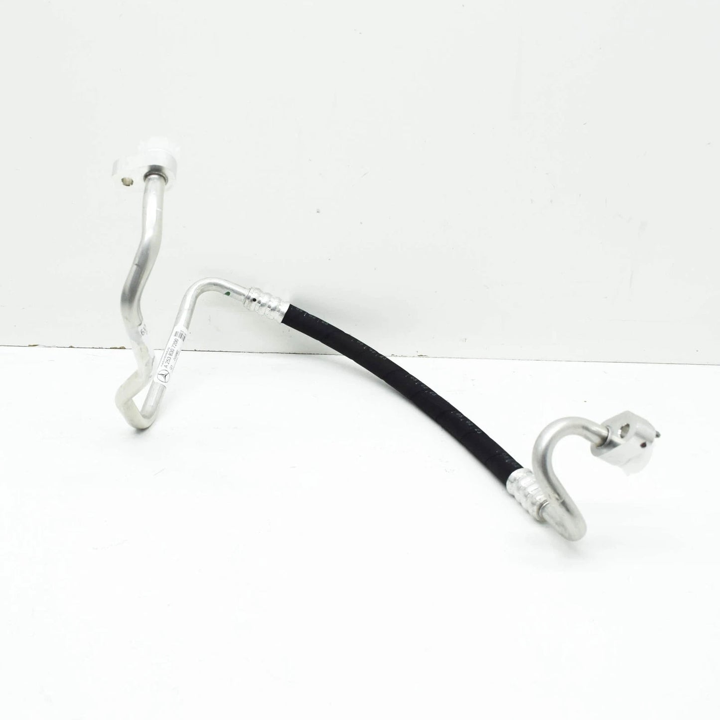 NEW MERCEDES-BENZ GLC COUPE C253 A/C REFRIGERANT HOSE PIPE A2538307200 ORIGINAL