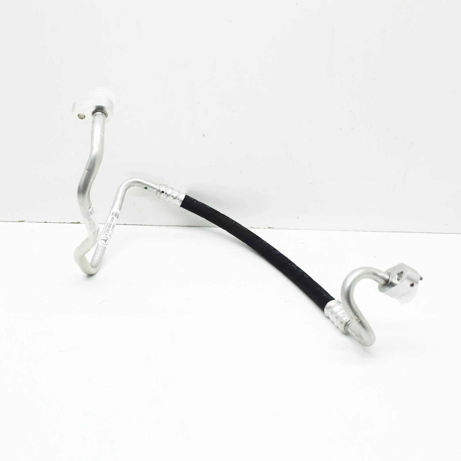 NEW MERCEDES-BENZ GLC COUPE C253 A/C REFRIGERANT HOSE PIPE A2538307200 ORIGINAL