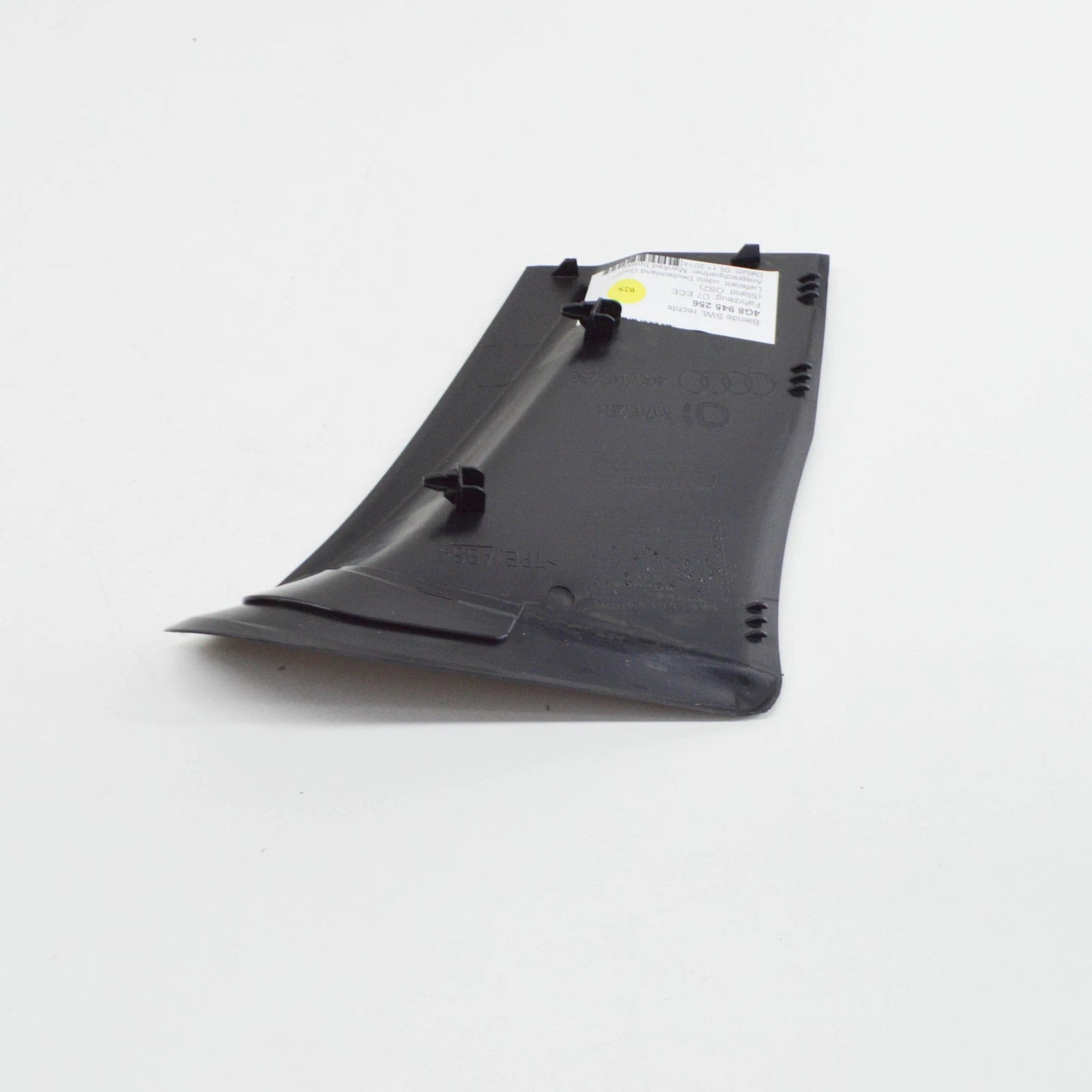 NEW AUDI A7 SPORTBACK 4G8 RIGHT TAIL LIGHT TRIM 4G8945256 ORIGINAL