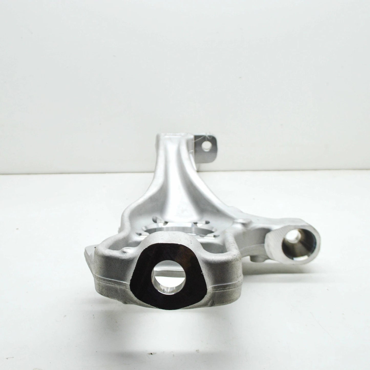 NEW MB GLE W167 AMG FRONT LEFT WHEEL HUB SPINDLE KNUCKLE A1673323500 ORIGINAL