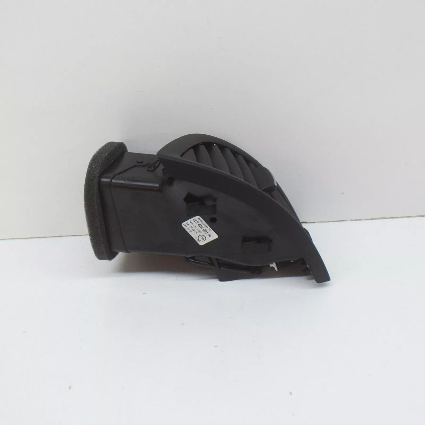 NEW AUDI Q7 4L DASHBOARD LEFT AIR VENT 4L0820901R H77