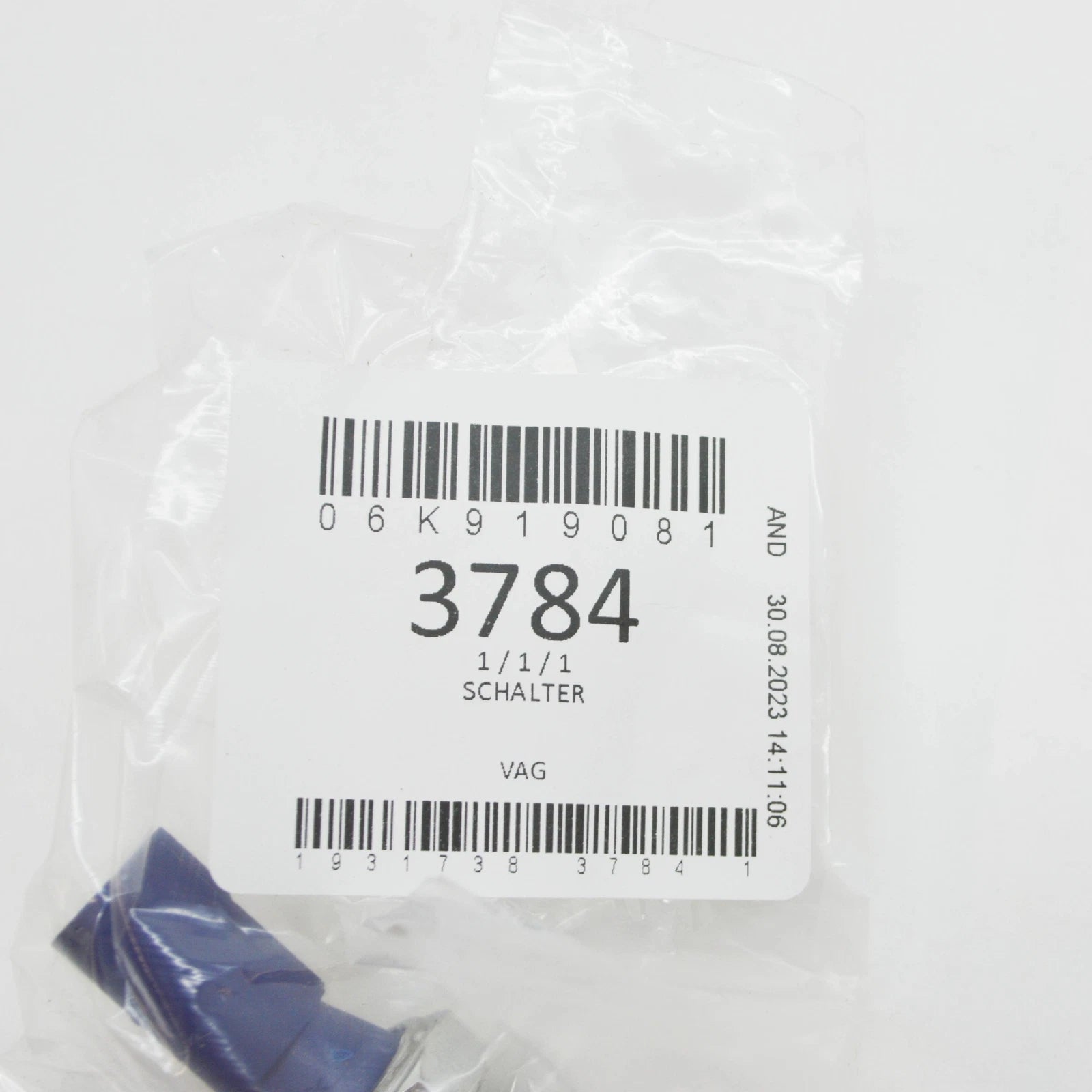 NEW VOLKSWAGEN T-ROC A11 OIL PRESSURE SENDER 06K919081 ORIGINAL