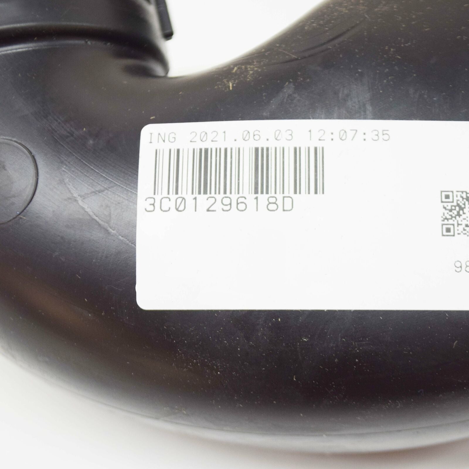 NEW VOLKSWAGEN PASSAT B6 INTAKE AIR DUCT 3C0129618D ORIGINAL