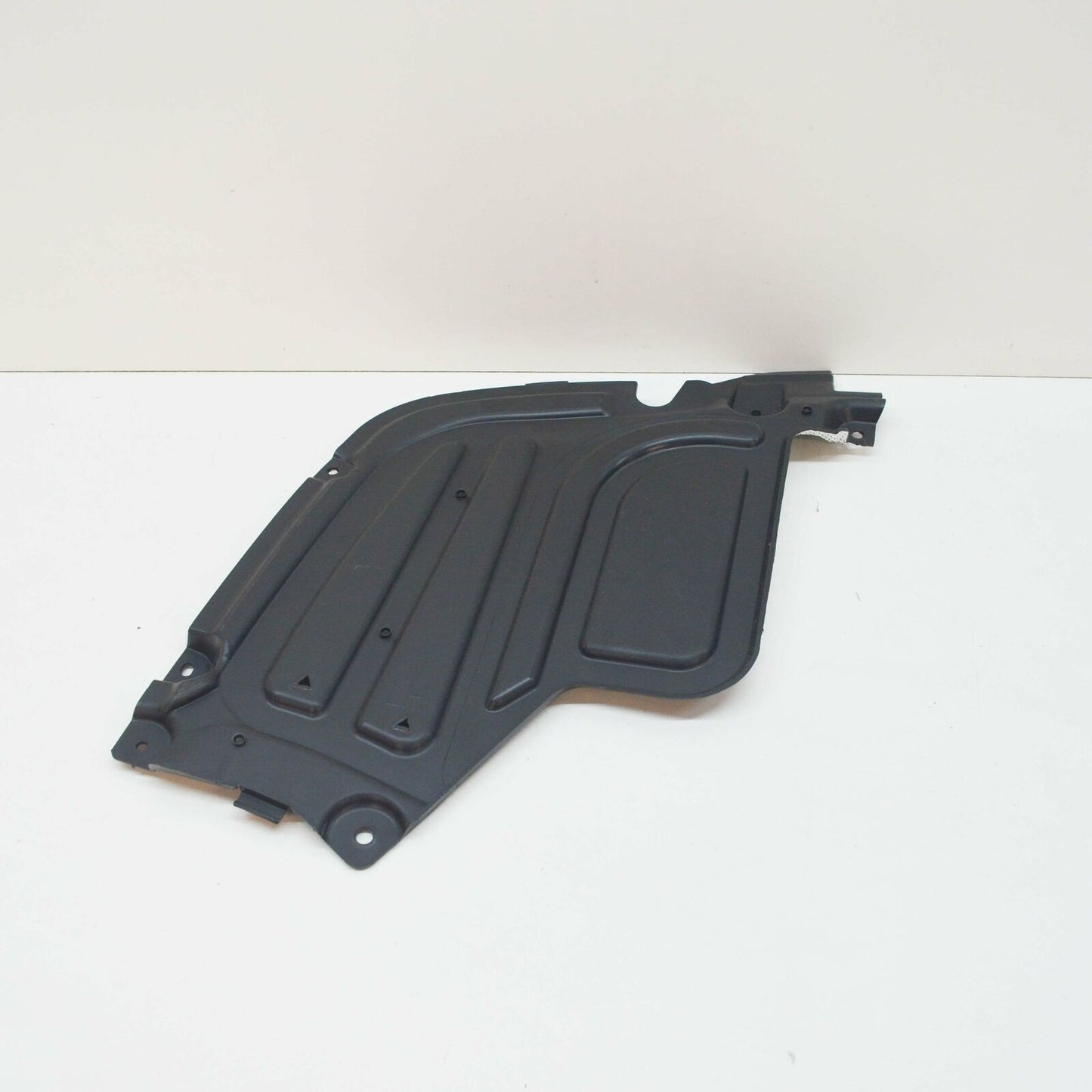 new bmw x5 g05 rear left underbody panelling 51128091981 8091981 original