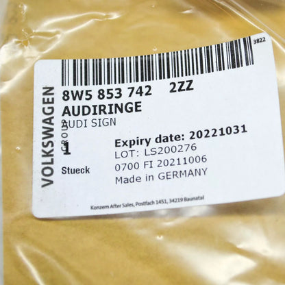 NEW AUDI A4 B9 REAR LID EMBLEM BADGE 8W58537422ZZ