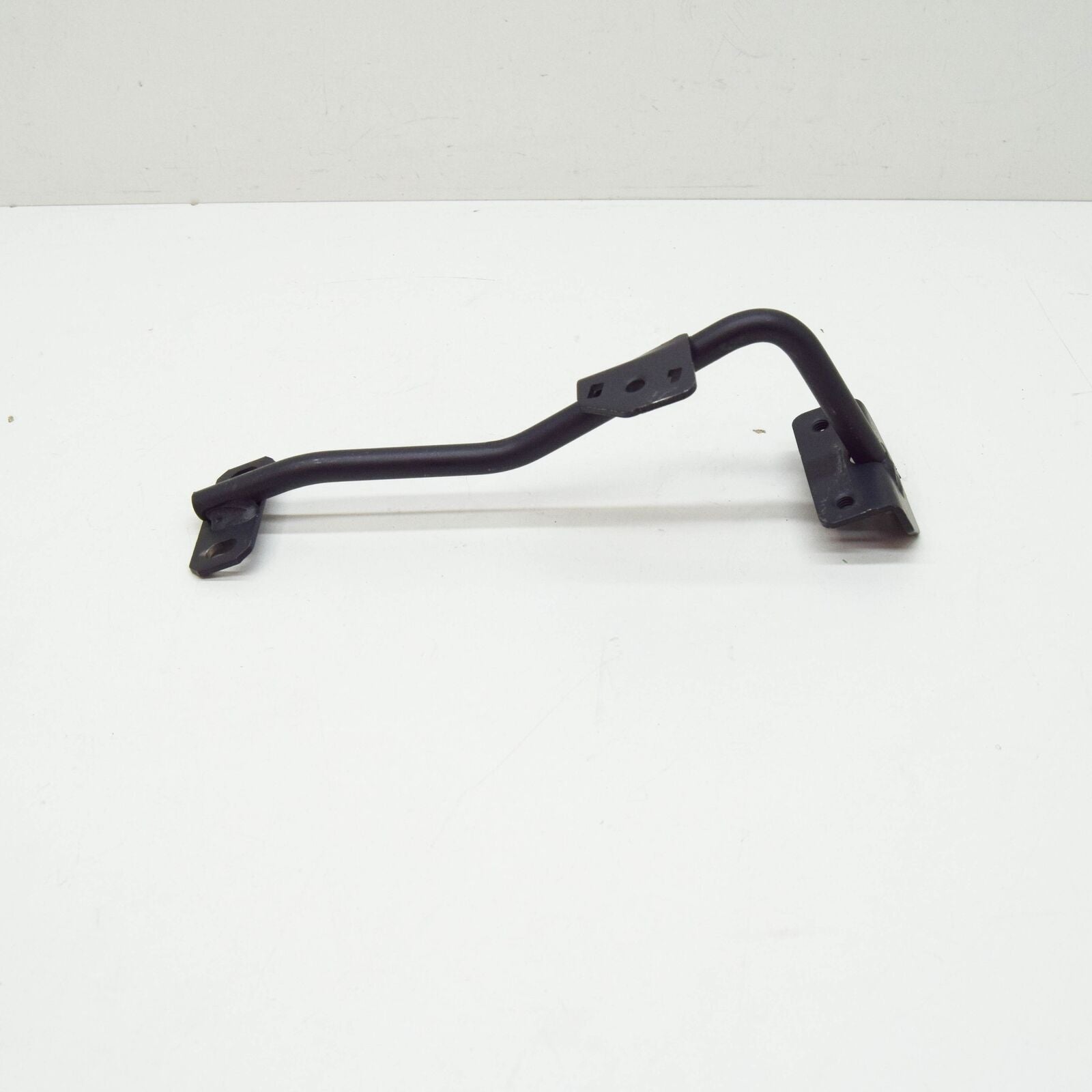 NEW MERCEDES-BENZ AMG GT X290 RADIATOR SUPPORT BRACKET A2908980000 ORIGINAL