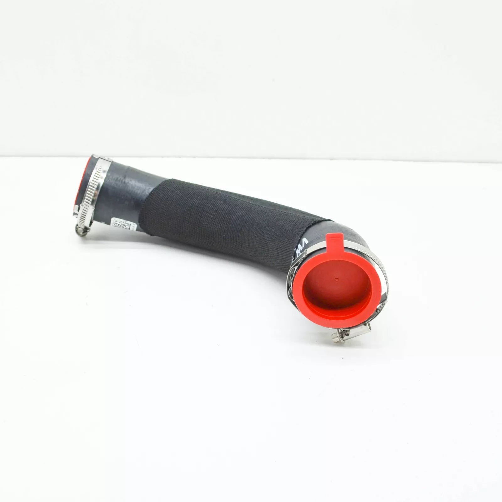 NEW AUDI Q7 4M RIGHT LOWER INTERCOOLER HOSE 4M0145738AE