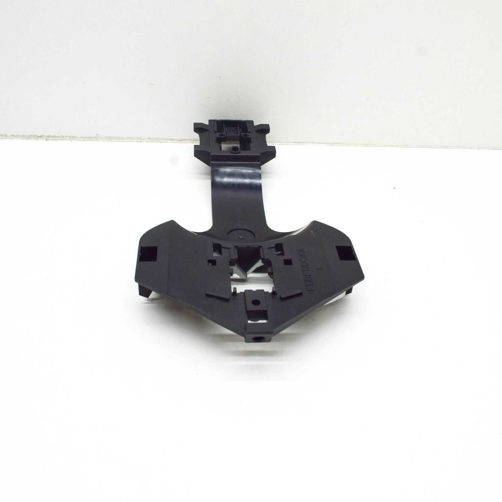 NEW MB SPRINTER W906 FRONT LEFT DOOR HANDLE BEARING BRACKET A9067600934 ORIGINAL