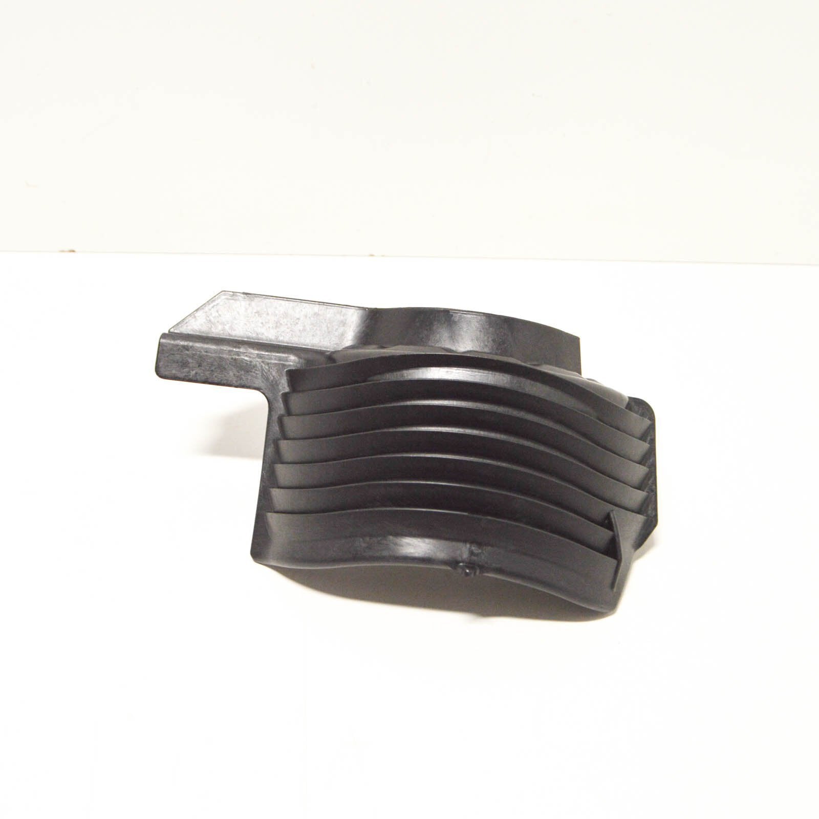 NEW AUDI A4 B8 REAR SUSPENSION STONE GUARD LEFT 8K0511539E 2013 ORIGINAL