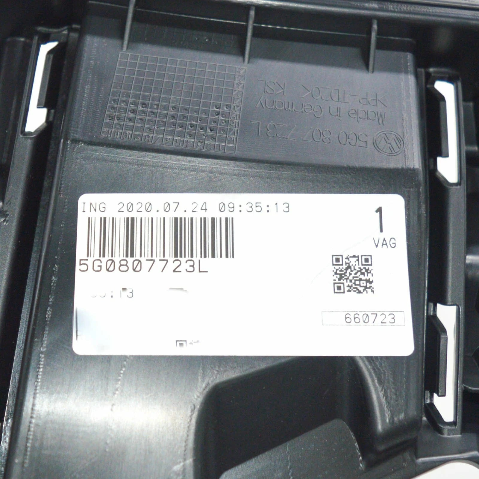 NEW VOLKSWAGEN GOLF R MK7 FRONT LEFT BUMPER BRACKET 5G0807723L