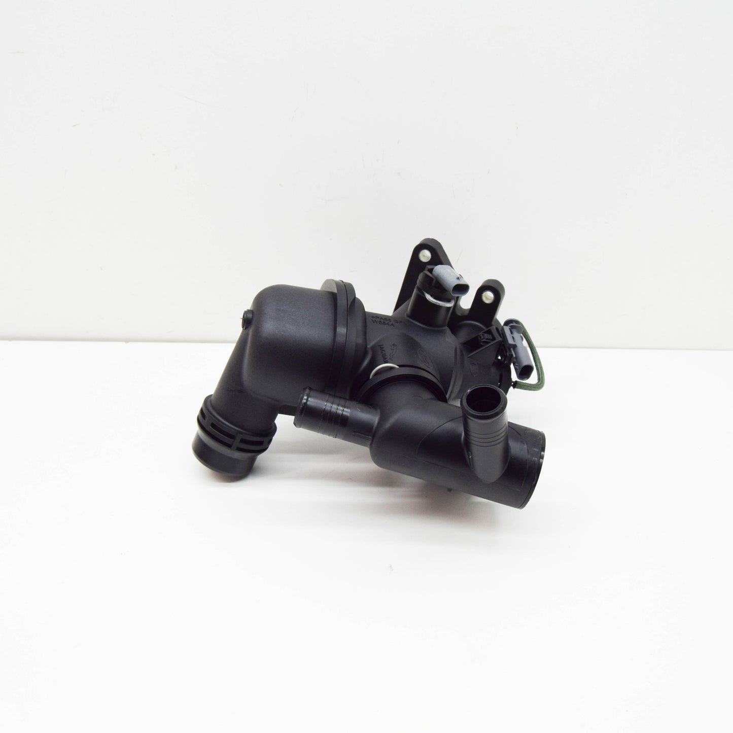 NEW MB E C238 FRONT BUMPER RIGHT OUTER AIR DUCT SEGMENT A2138858606 ORIGINAL