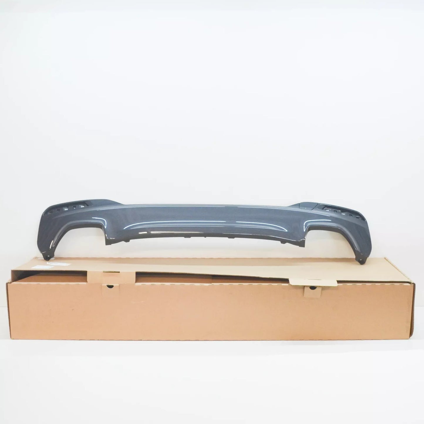 NEW BMW 5 G30 M REAR BUMPER DIFFUSER 51128064718 8064718 ORIGINAL