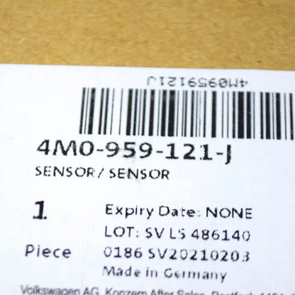 NEW VW TOUAREG CR PEDESTRIAN PROTECTION IMPACT CRASH SENSOR 4M0959121J ORIGINAL