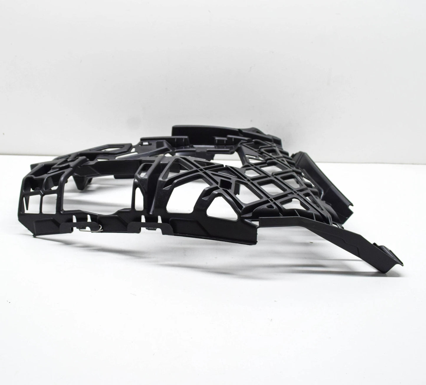 NEW VOLKSWAGEN GOLF SPORTSVAN AM1 FRONT RIGHT BUMPER BRACKET 510807724D ORIGINAL