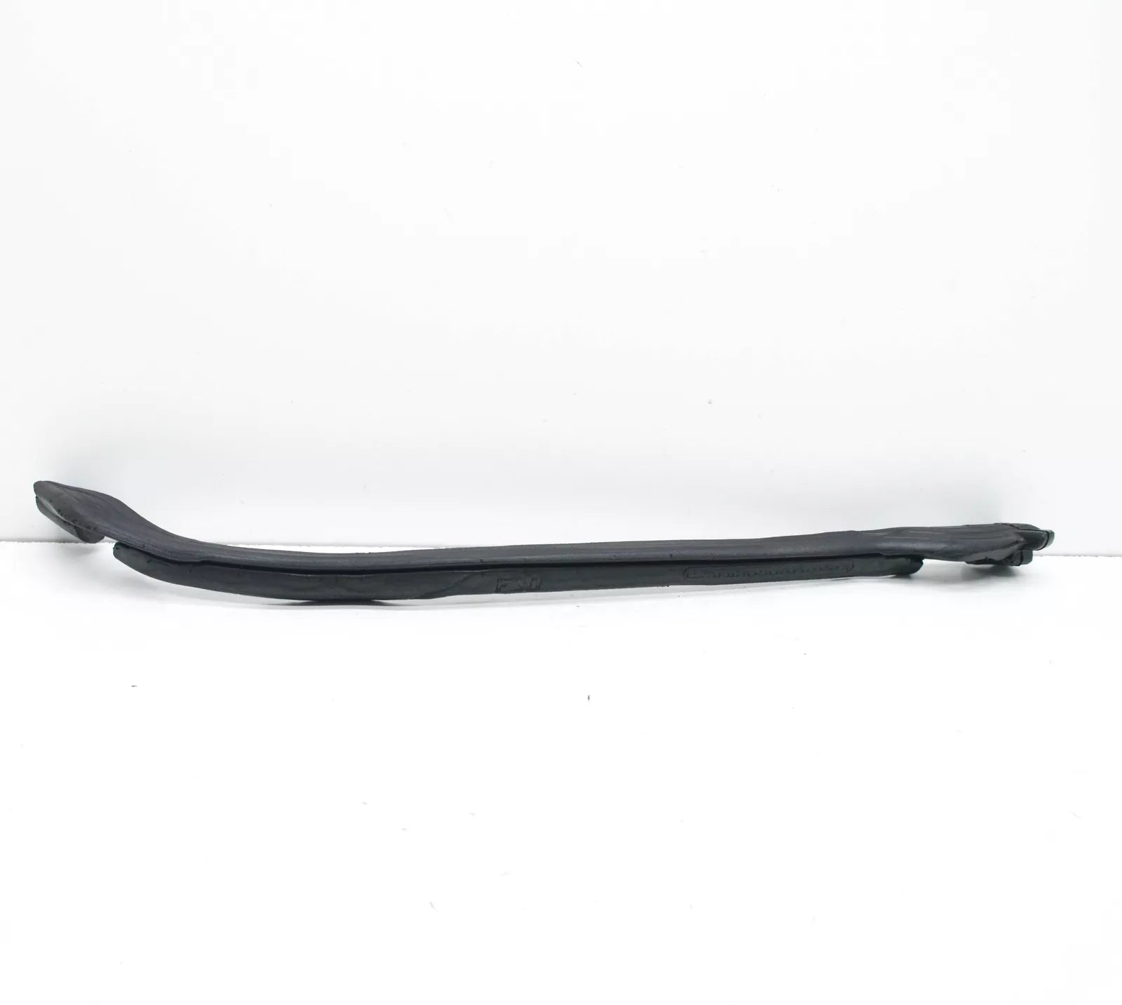 NEW BMW 3 F30, F80 LEFT SIDE PANEL SEALING 51487301069 7301069 ORIGINAL