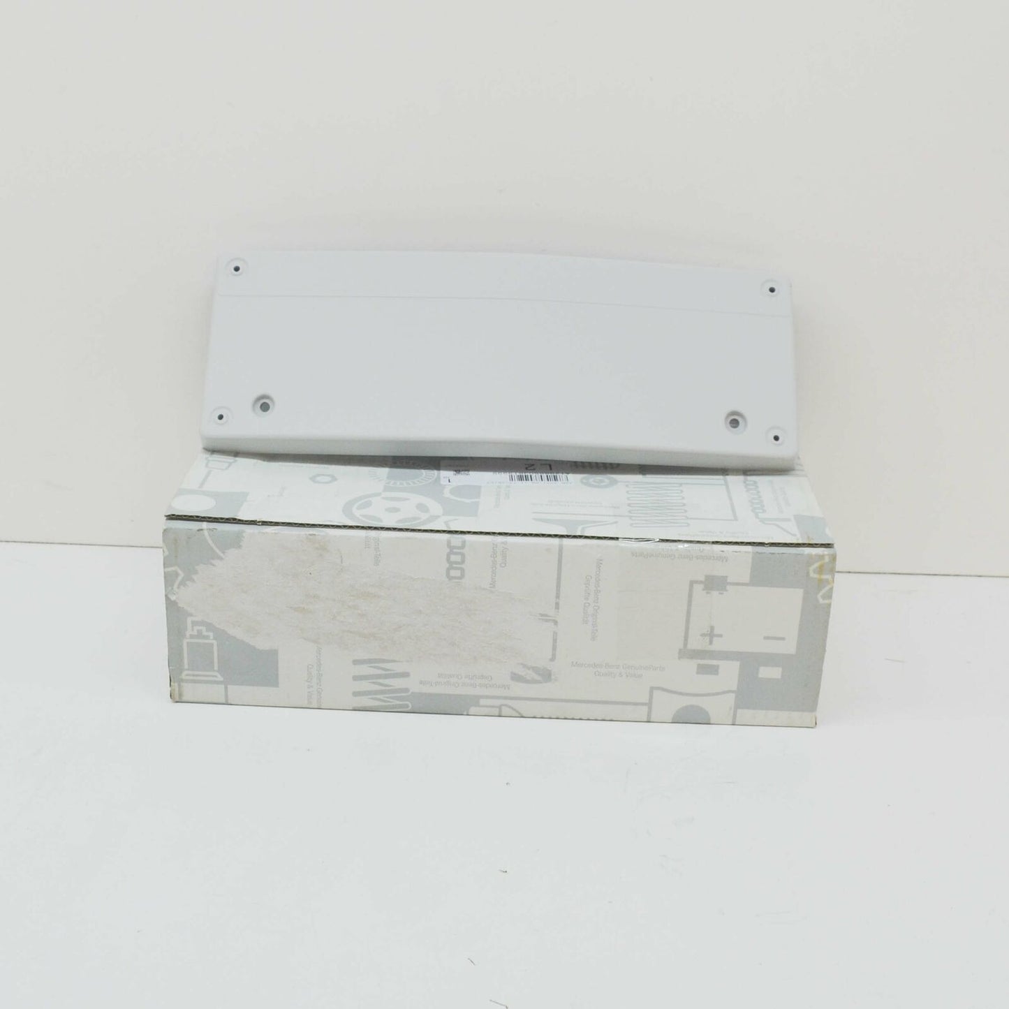 NEW MERCEDES-BENZ SL R129 FRONT LICENCE PLATE MOLDING A12988503819999 ORIGINAL