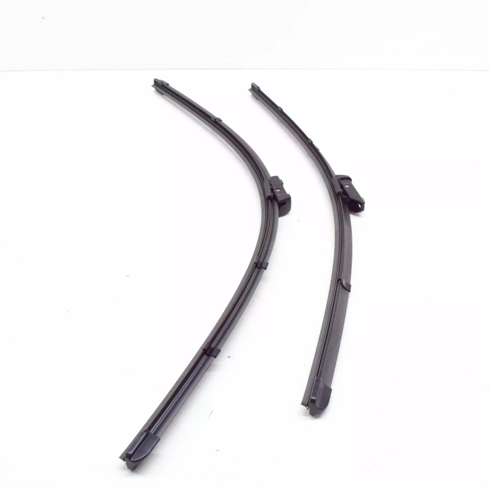 NEW VOLKSWAGEN ATLAS CA1 FRONT WIPER BLADE SET 3CN998002 2019