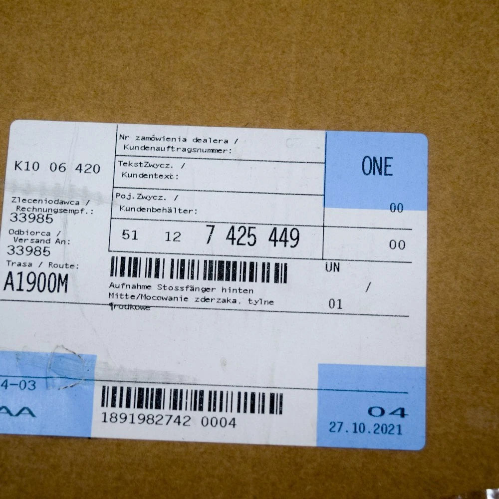 NEW BMW X6 G06 REAR BUMPER MIDDLE BRACKET MOUNT 7425449 51127425449 2021