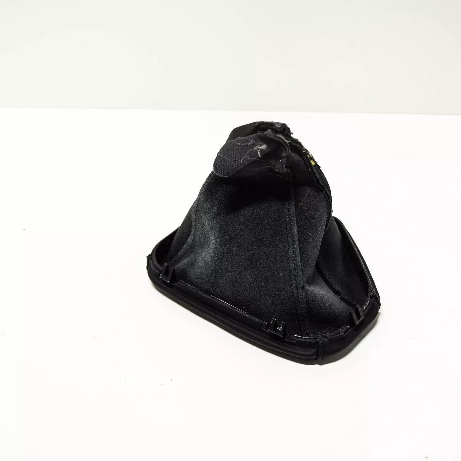 NEW BMW 5 E39 MANUAL TRANSMISSION SHIFT LEVER BOOT 25111222755 1222755 ORIGINAL