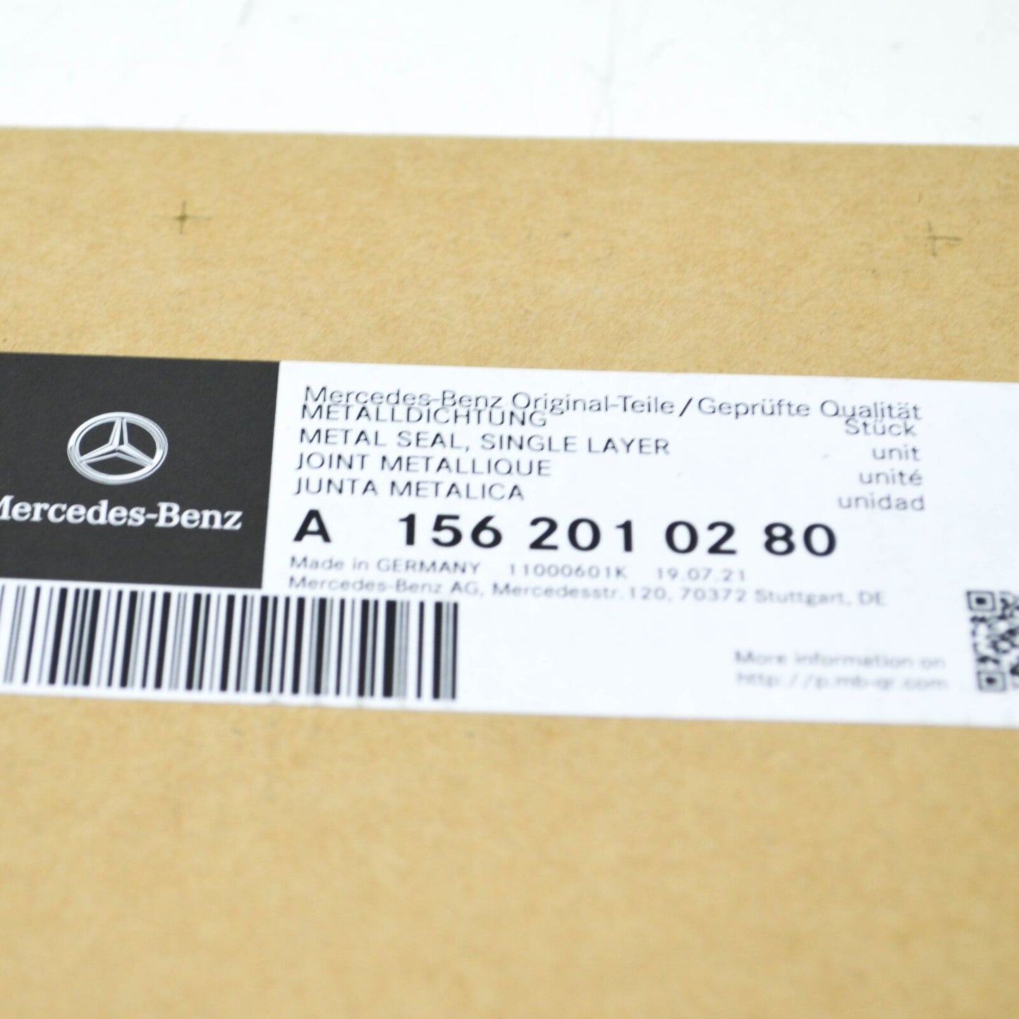 NEW MERCEDES-BENZ ML W164 WATER PUMP GASKET A1562010280 ORIGINAL