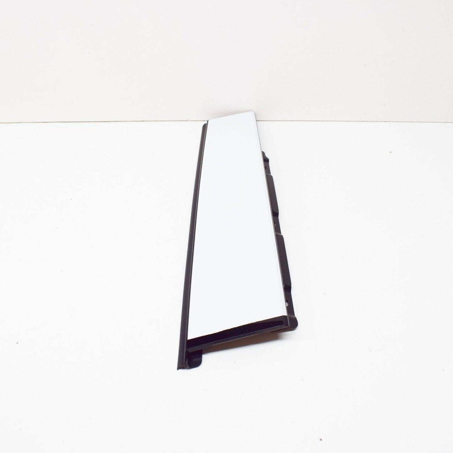 NEW AUDI Q3 F3 REAR LEFT DOOR VERTICAL TRIM 83F8399015FQ 2020 ORIGINAL