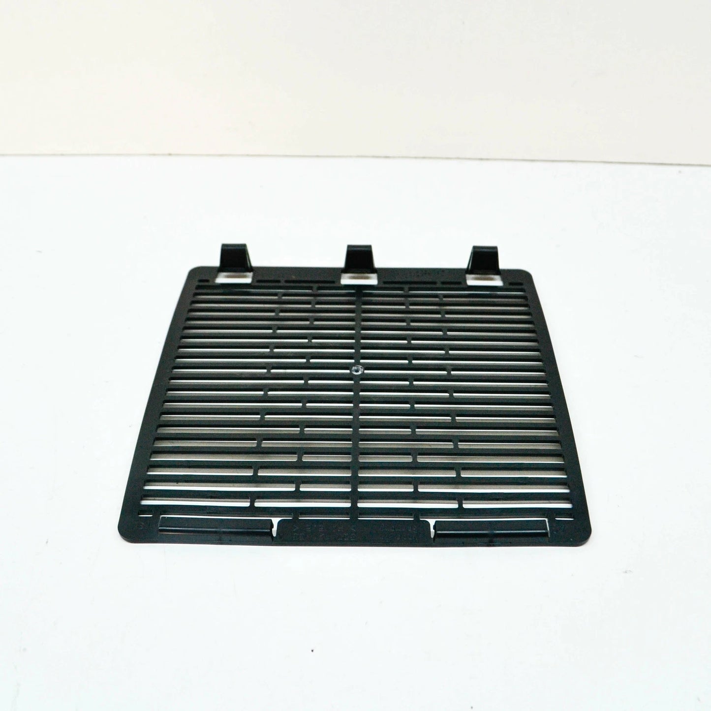 NEW AUDI A3 CABRIO 8V AUXILIARY RADIATOR LEFT PROTECT GRILLE 5Q0121557A