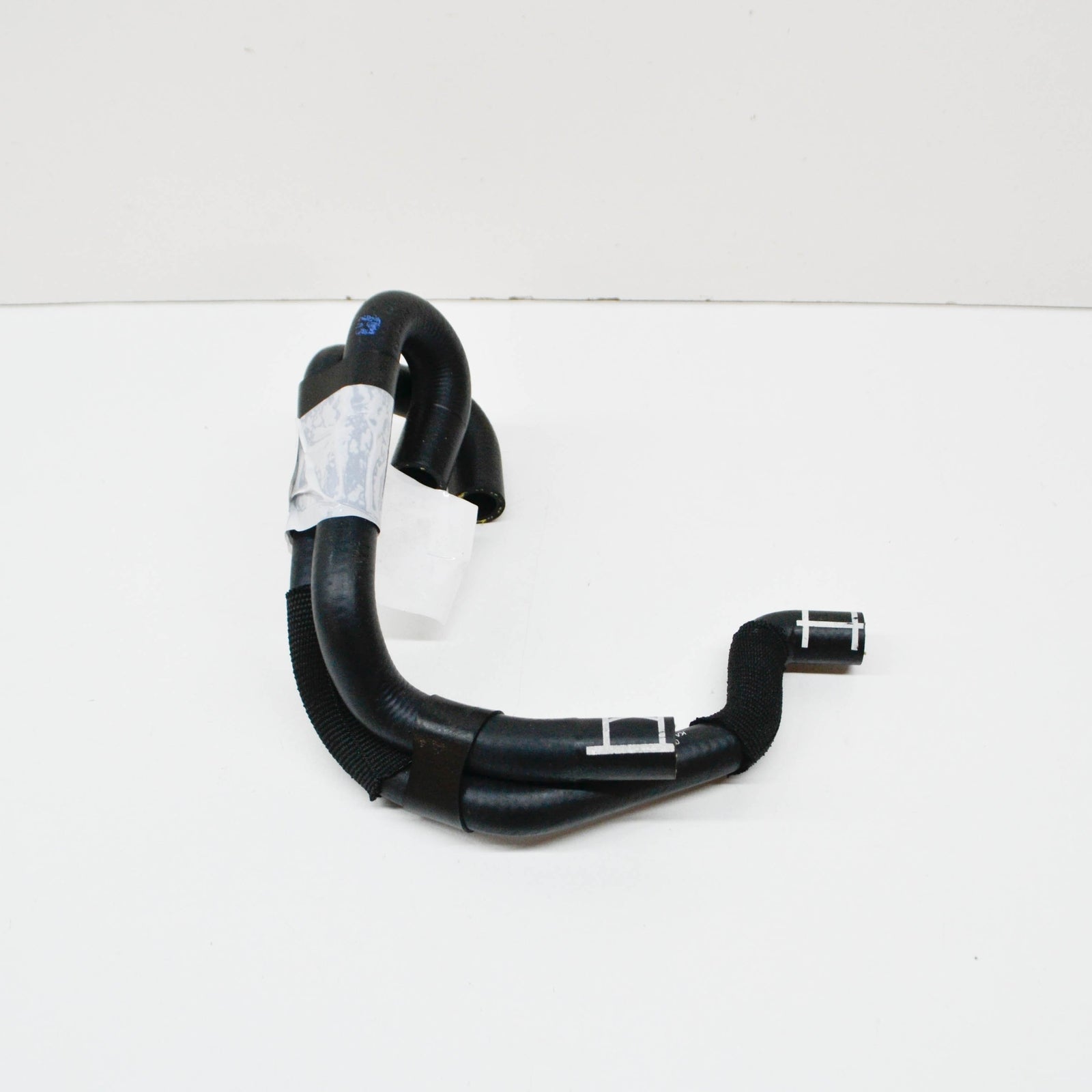 NEW AUDI A3 8P ENGINE COOLANT HOSE 022121049G ORIGINAL