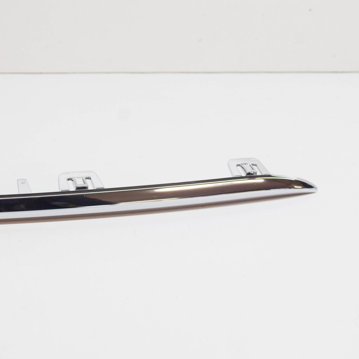 NEW MERCEDES-BENZ C W205 REAR LEFT BUMPER MOLDING A2058850521 ORIGINAL