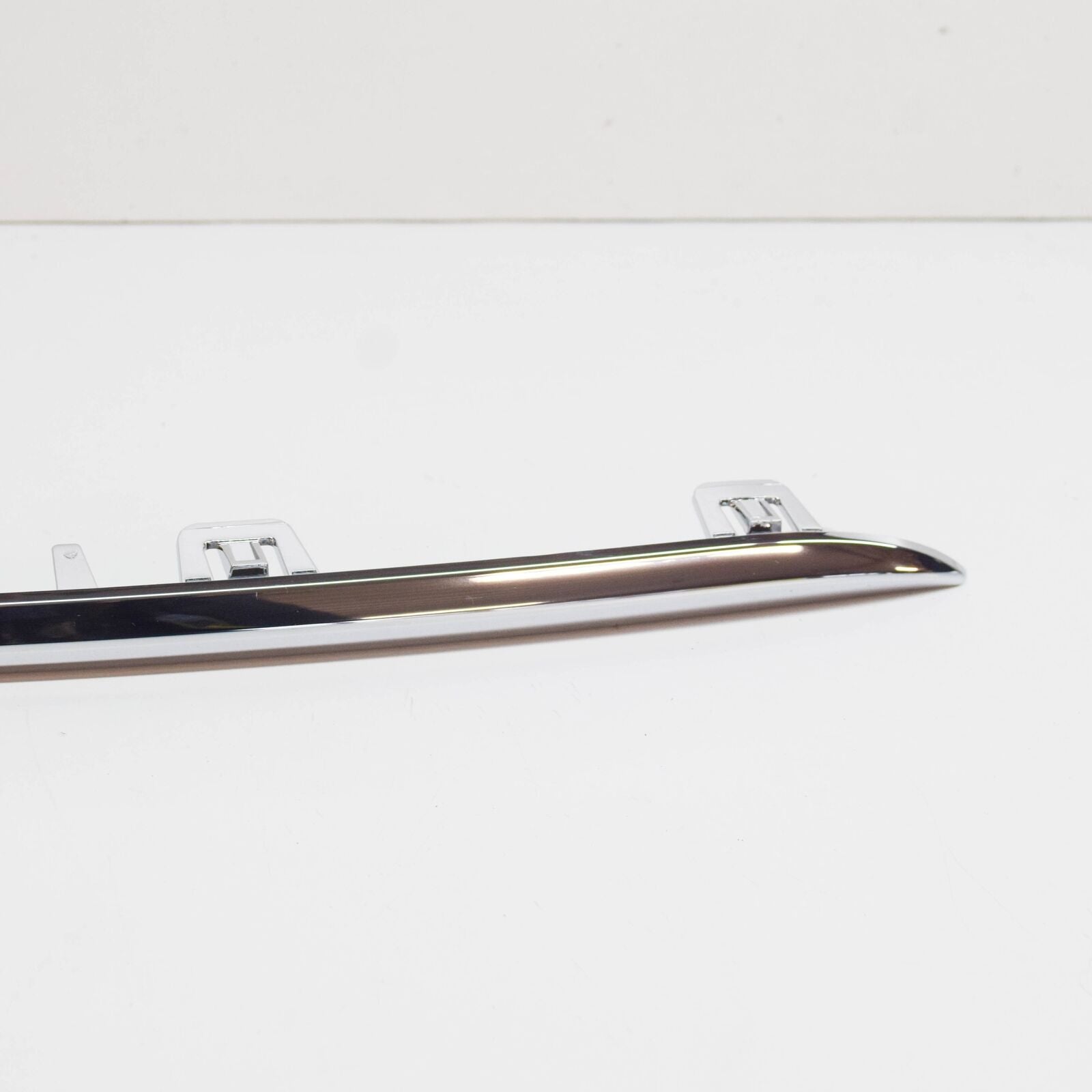 NEW MERCEDES-BENZ C W205 REAR LEFT BUMPER MOLDING A2058850521 ORIGINAL