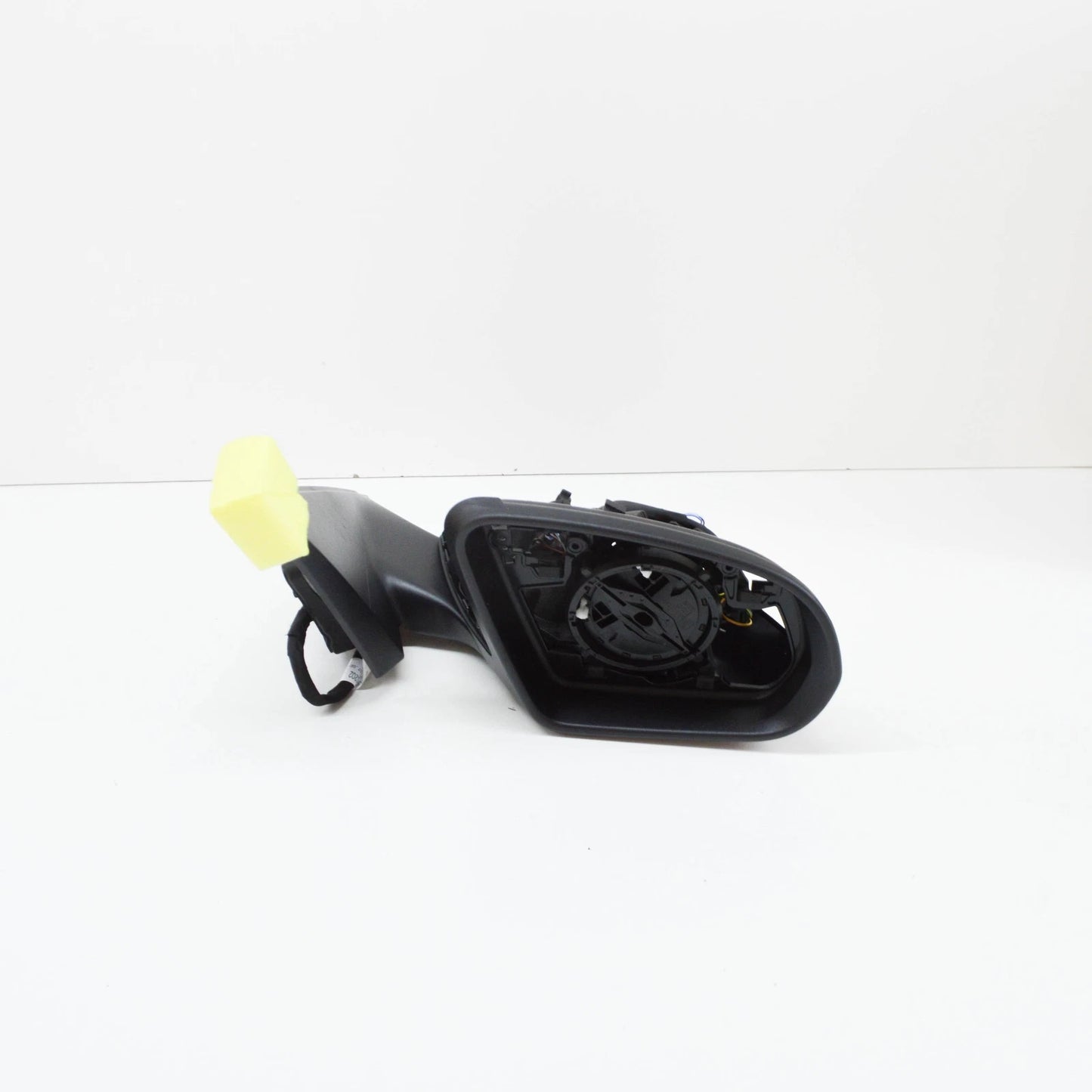 NEW MERCEDES-BENZ C W205 FRONT RIGHT SIDE WING MIRROR A2058101202