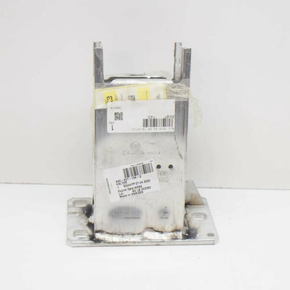 NEW AUDI A4 B8 FRONT RIGHT CRASH BAR BRACKET CARRIER 8K0807134D