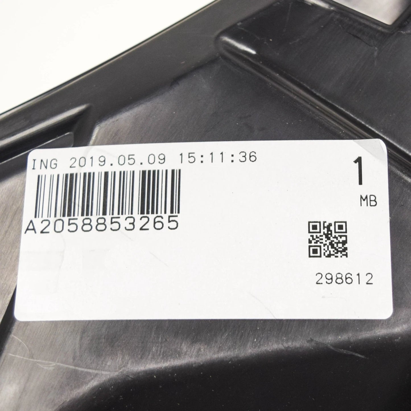 NEW MERCEDES-BENZ C-CLASS W205 FRONT BUMPER RIGHT BRACKET A2058853265 ORIGINAL