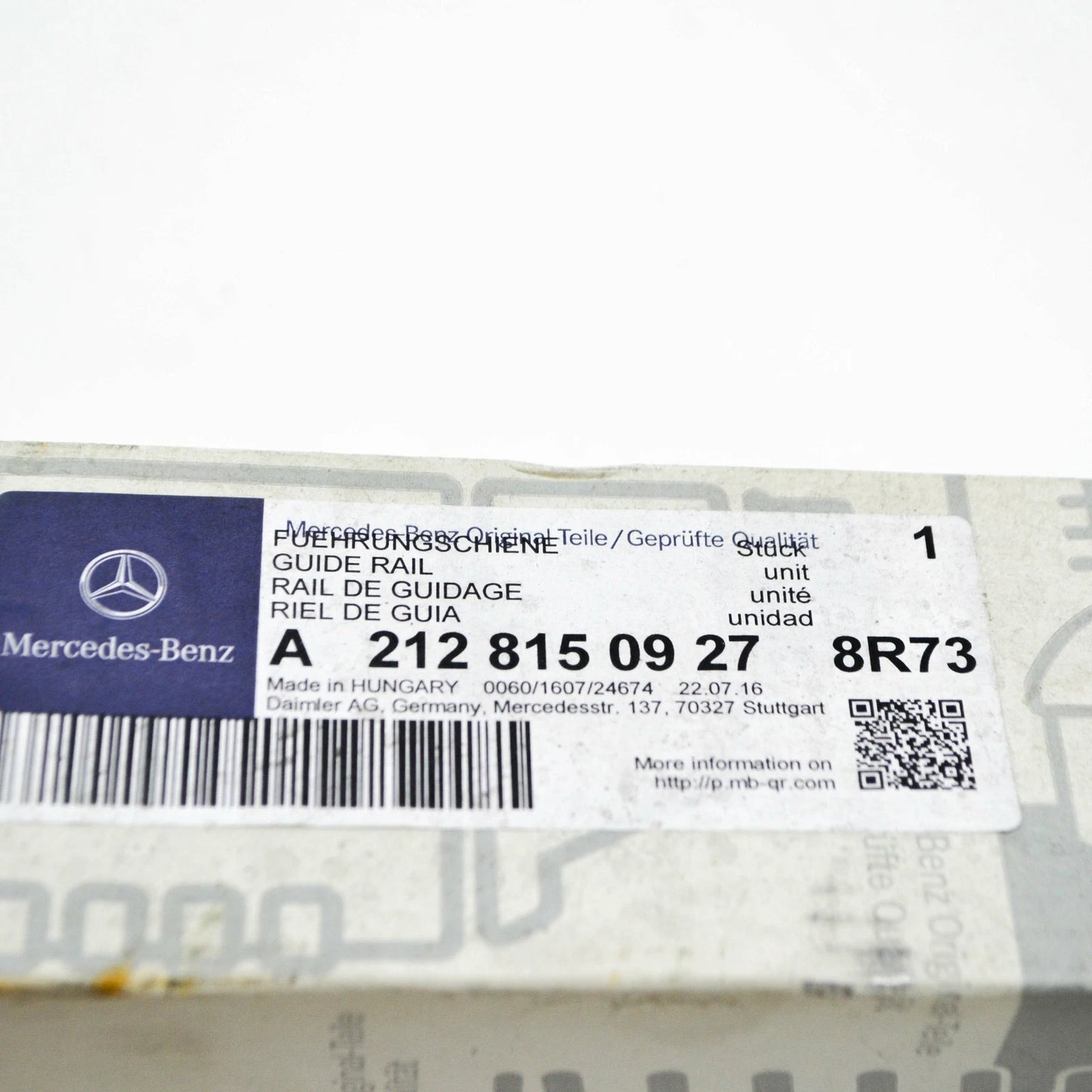 NEW MB E W212 REAR LEFT DOOR BLIND GUIDE RAIL TRIM A21281509278R73 ORIGINAL