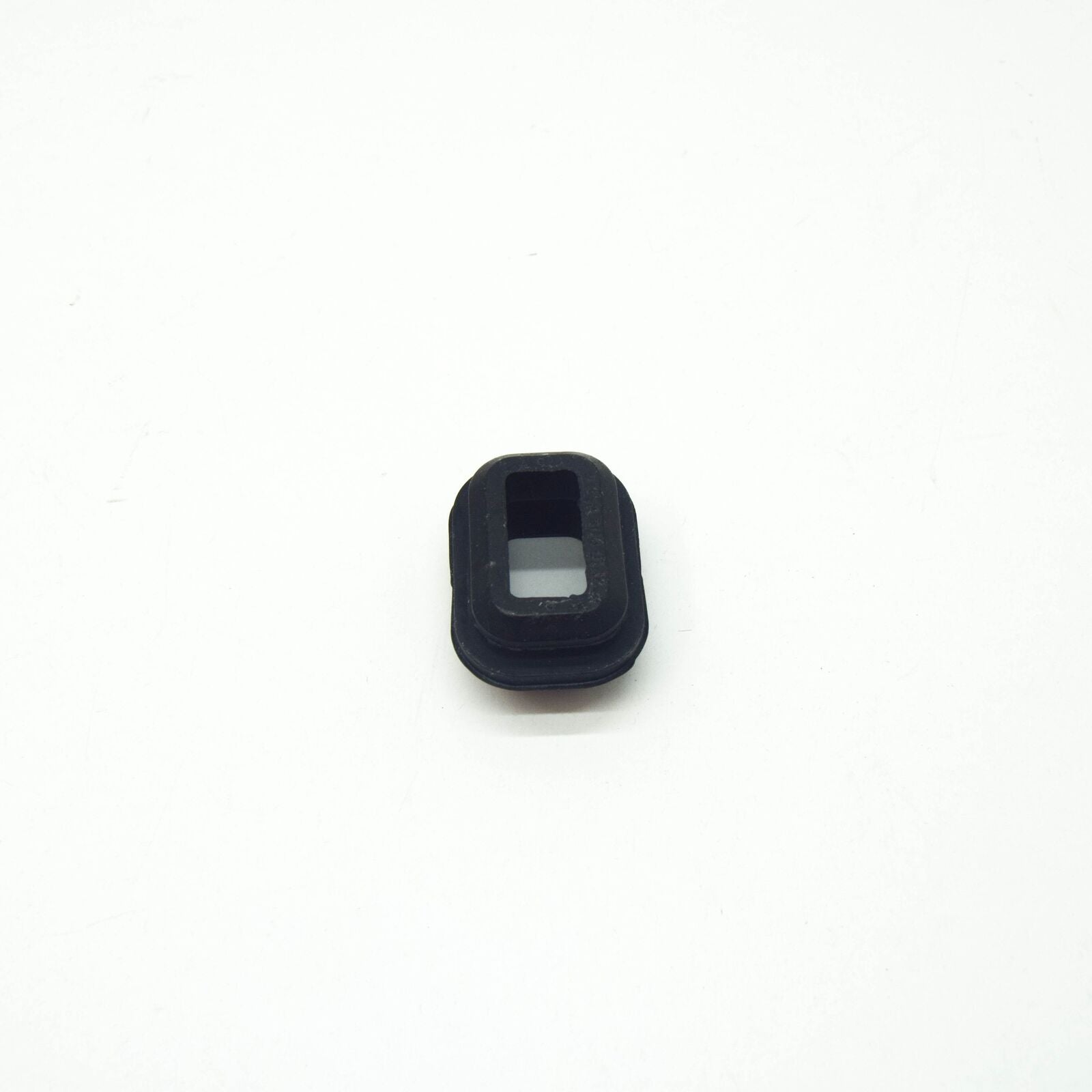 NEW MERCEDES-BENZ VITO W638 RADIATOR TOP RUBBER MOUNTING A6385040112 ORIGINAL