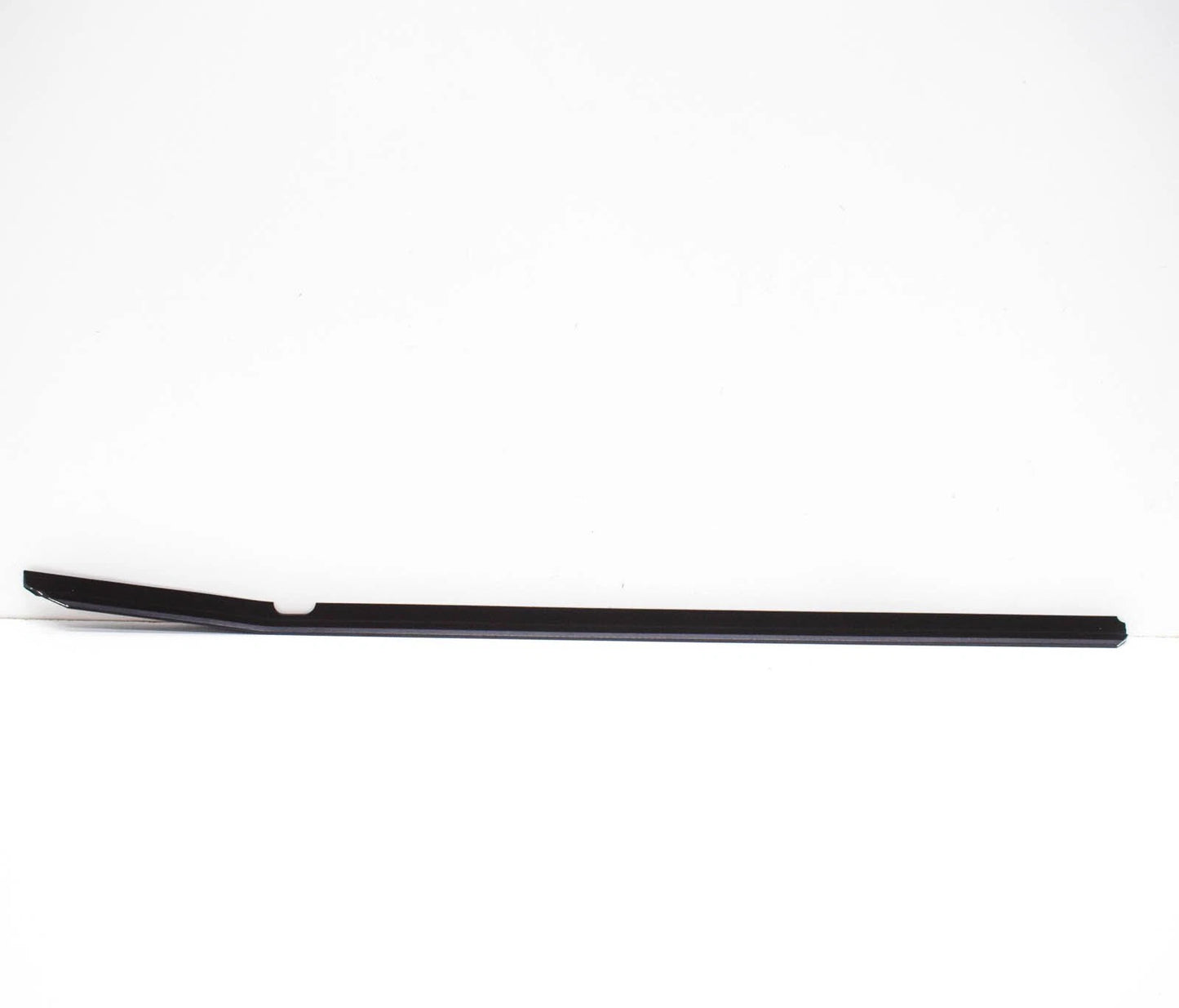 NEW BMW 5 E28 REAR LEFT DOOR OUTER WEATHERSTRIP 51221864289 ORIGINAL