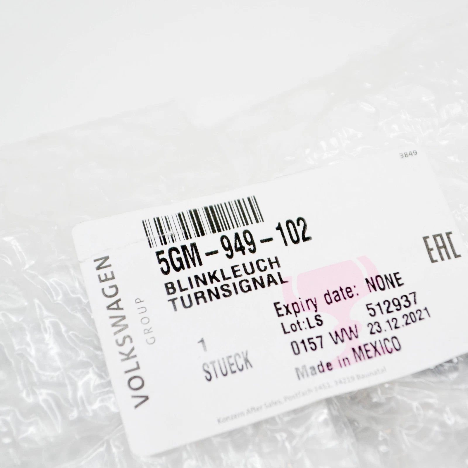 NEW VW GOLF 5G MK7 FRONT RIGHT DOOR MIRROR TURN INDICATOR 5GM949102