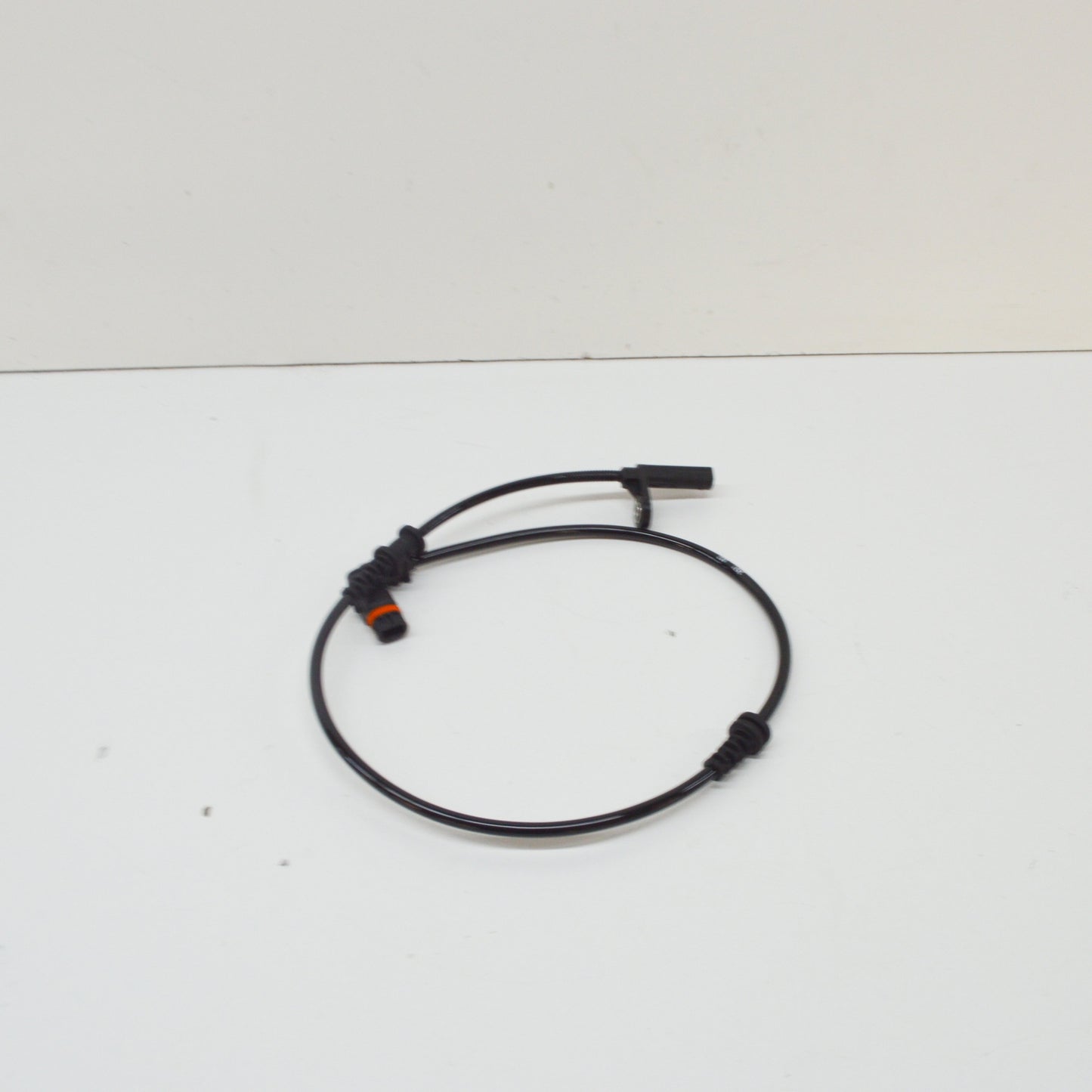 new mercedes-benz c w204 front abs speed sensor a2049054305 original