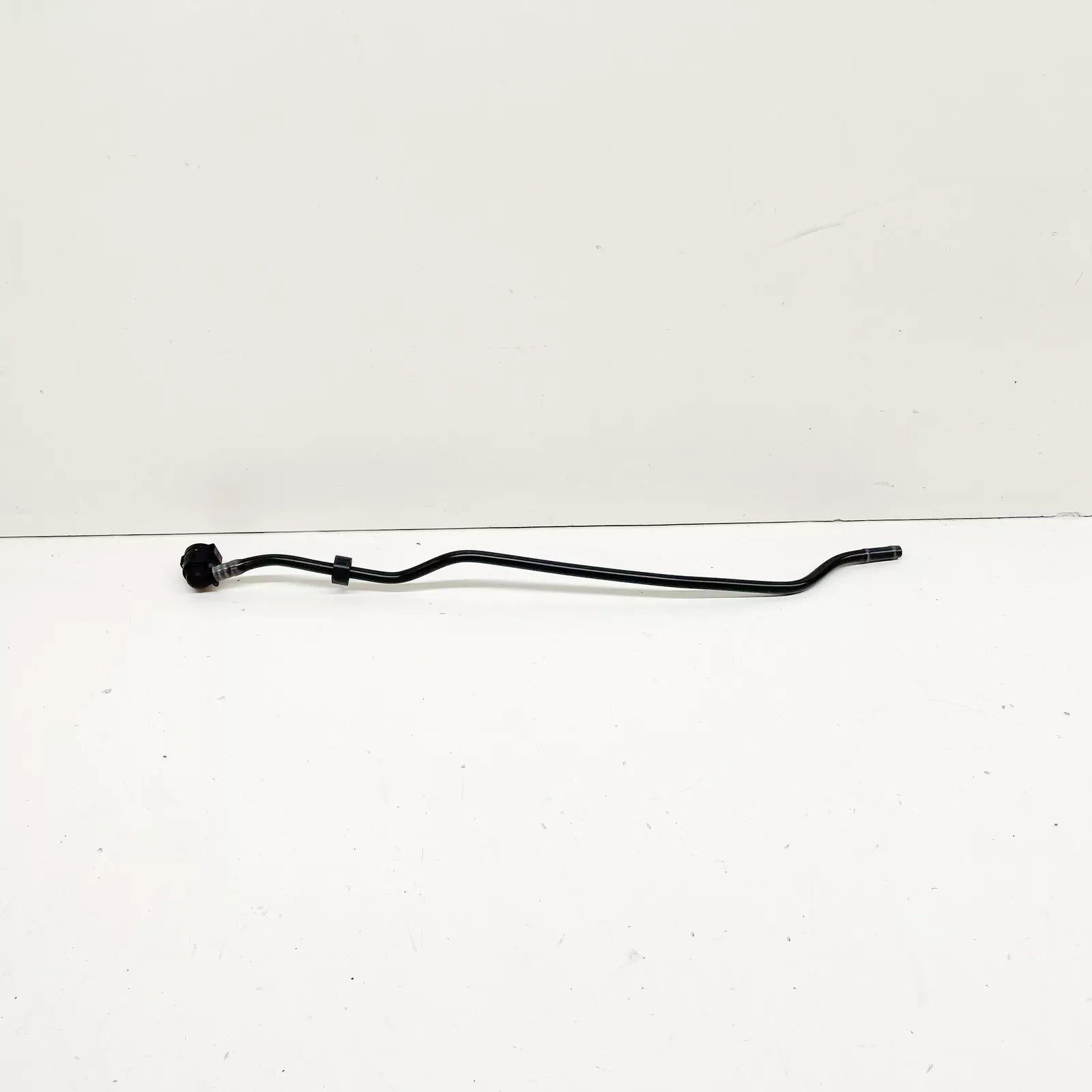 NEW BMW 5 G30 CYLINDER HEAD PIPE 8602667 17128602667 ORIGINAL