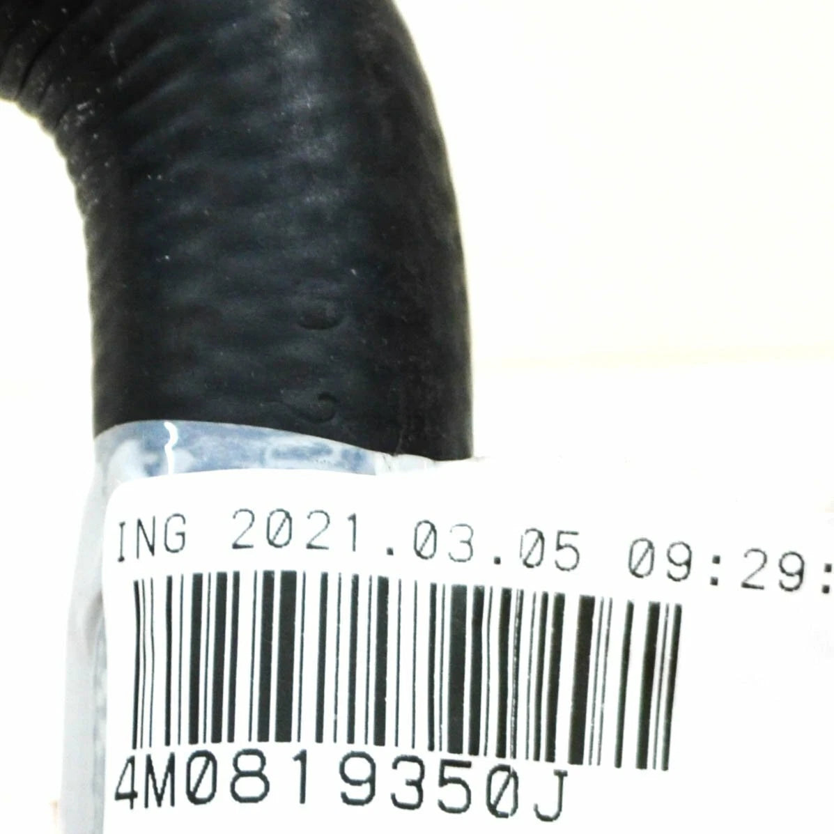 NEW AUDI Q8 WATER COOLANT PIPE HOSE 4M0819350J