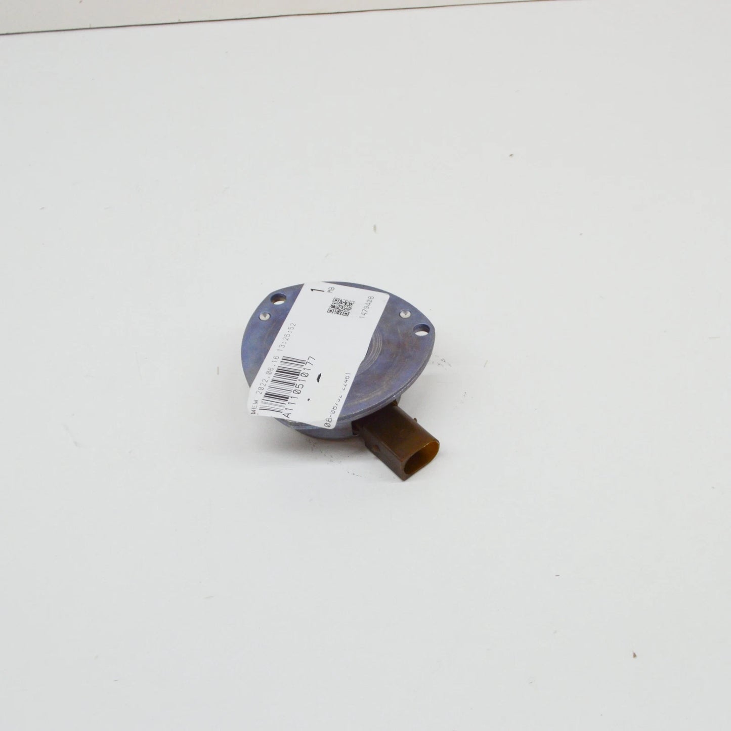 NEW MERCEDES-BENZ SLK R170 ENGINE CAMSHAFT MAGNET  A1110510177