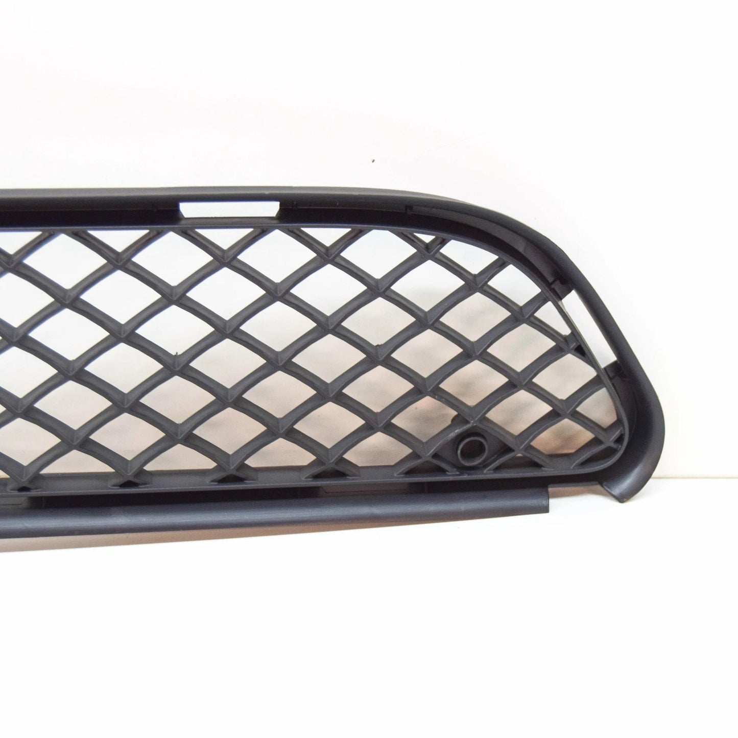 NEW MERCEDES BENZ SL  550 without amg.!!! FRONT BUMPER LOWER GRILLE A2308851423