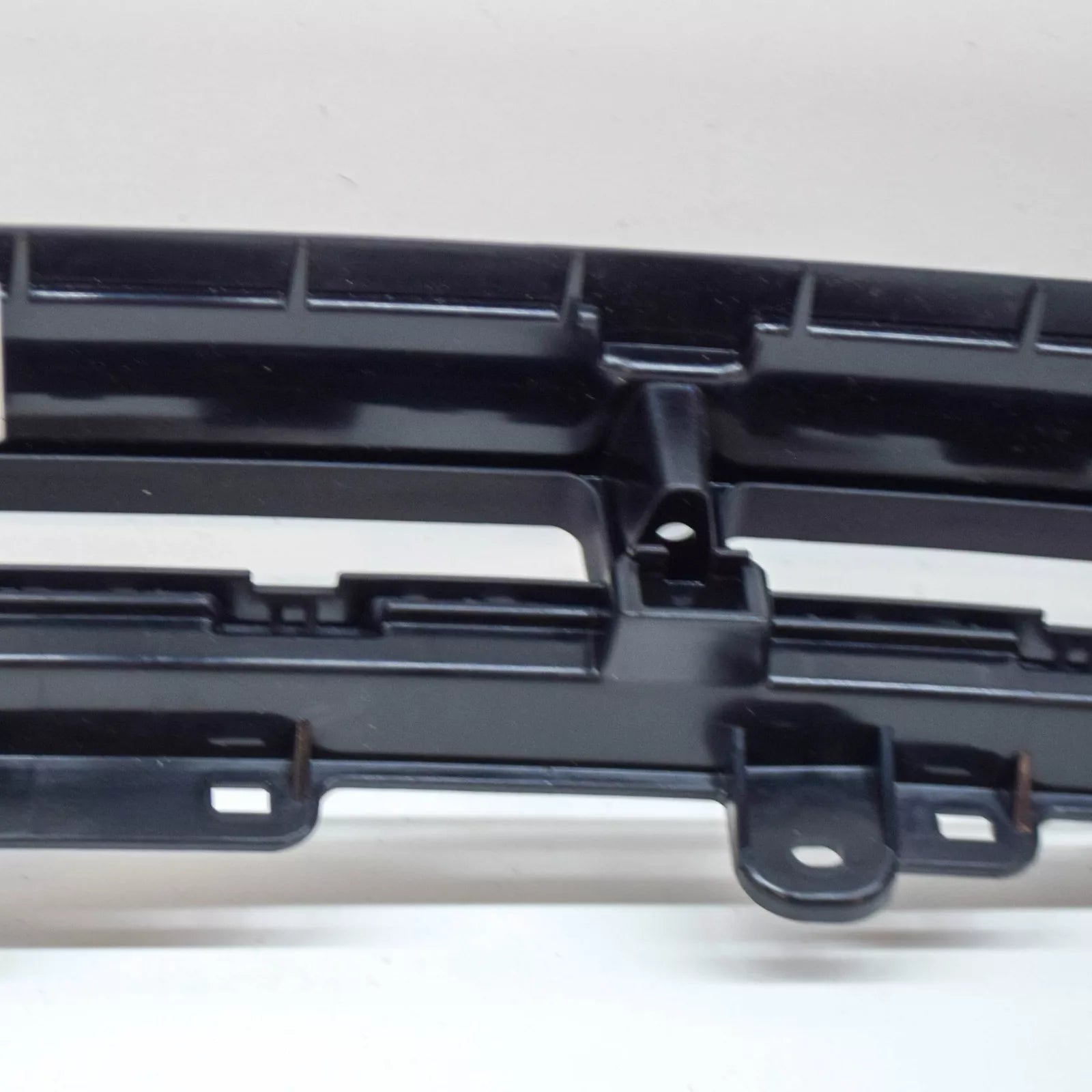 NEW AUDI TT RS 8S MK3 FRONT BUMPER LOWER CENTER GRILLE 8S0807899B ORIGINAL