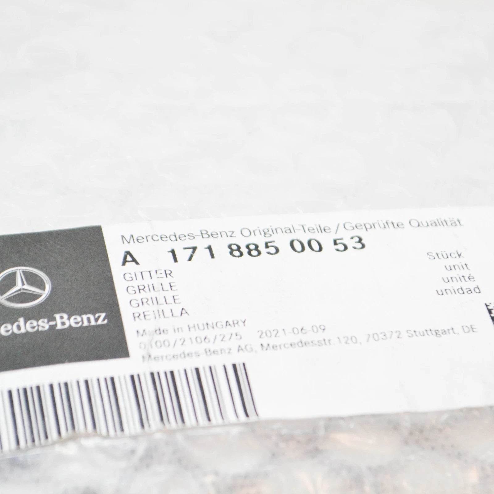 NEW MERCEDES-BENZ SLK R171 FRONT BUMPER CENTRAL GRILLE A1718850053